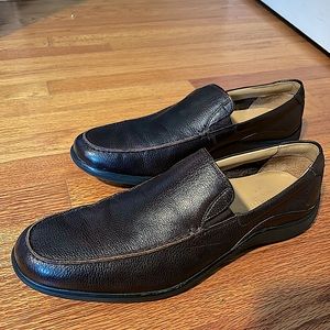 Cole Haan 11.5 M Brown Slip On Loafers Shoes, only worn 2x’s, like new condition